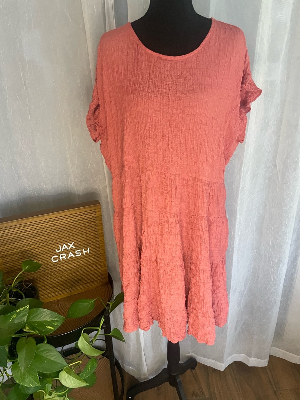 Knox Rose Women's Coral Crinkle Short Sleeve Tunic